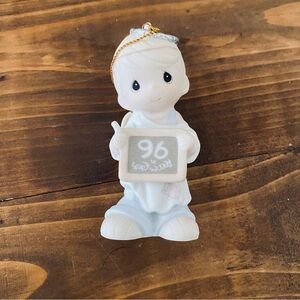 PRECIOUS MOMENTS 1996 "PEACE ON EARTH....ANYWAY” Boy Ornament